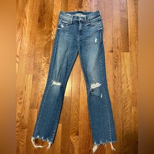 Mother The Rascal Ankle Chew Denim Size 25!!